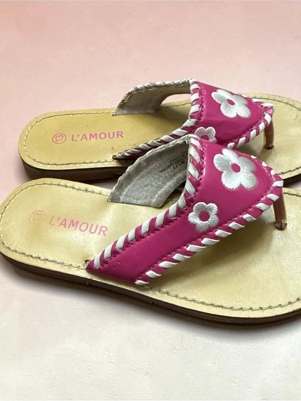 L'Amour Girls Pink Leather Whipstitch Floral Sandals Resort Preppy Size 13